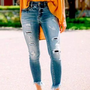 Kancan signature Midrise ankle skinny jeans 28